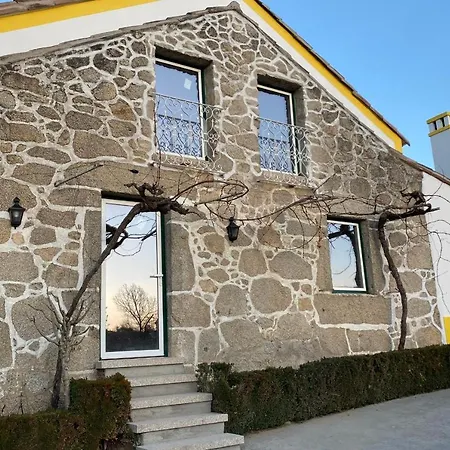 Quinta De S Miguel 'casa Da Chamine' * Fundão